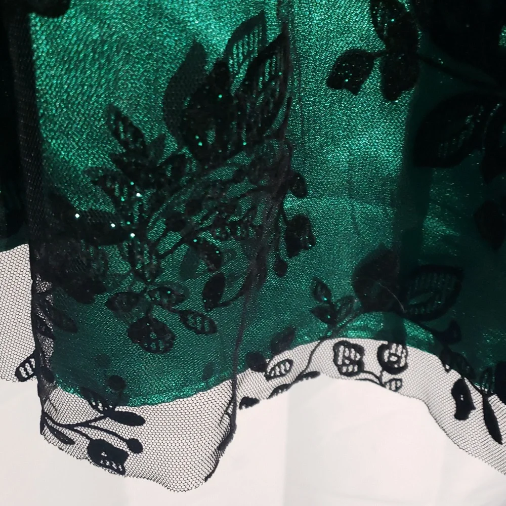 Girl' Elegant Green and Black Holiday Party Dress Size 10 Tulle Petticoat - Picture 4 of 16